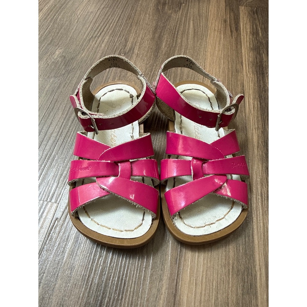 Salt Water‎ Sandals Kids Size 7 Pink Patent Leather Water Friendly Strappy Shoes